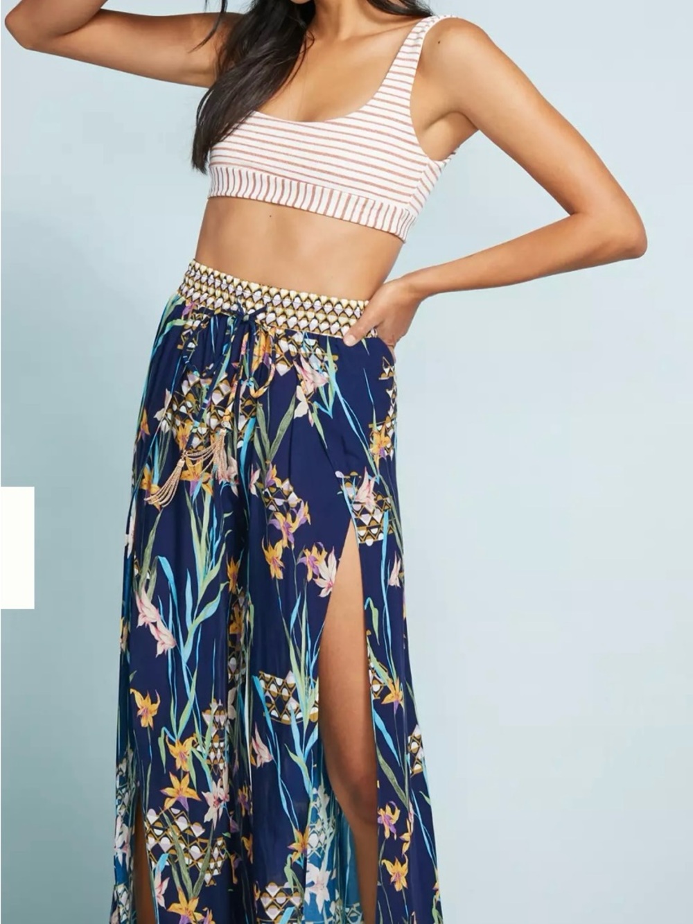 EUC Trina Turk Fiji Floral Split Leg Pant- M
